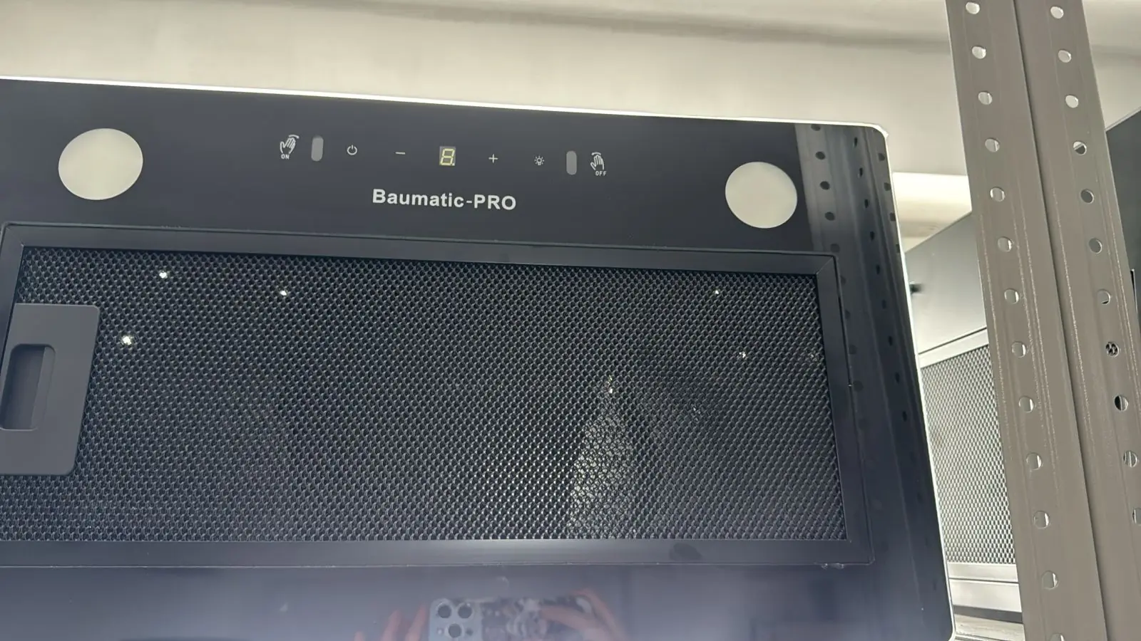 Baumatic-PRO черная кухонная вытяжка