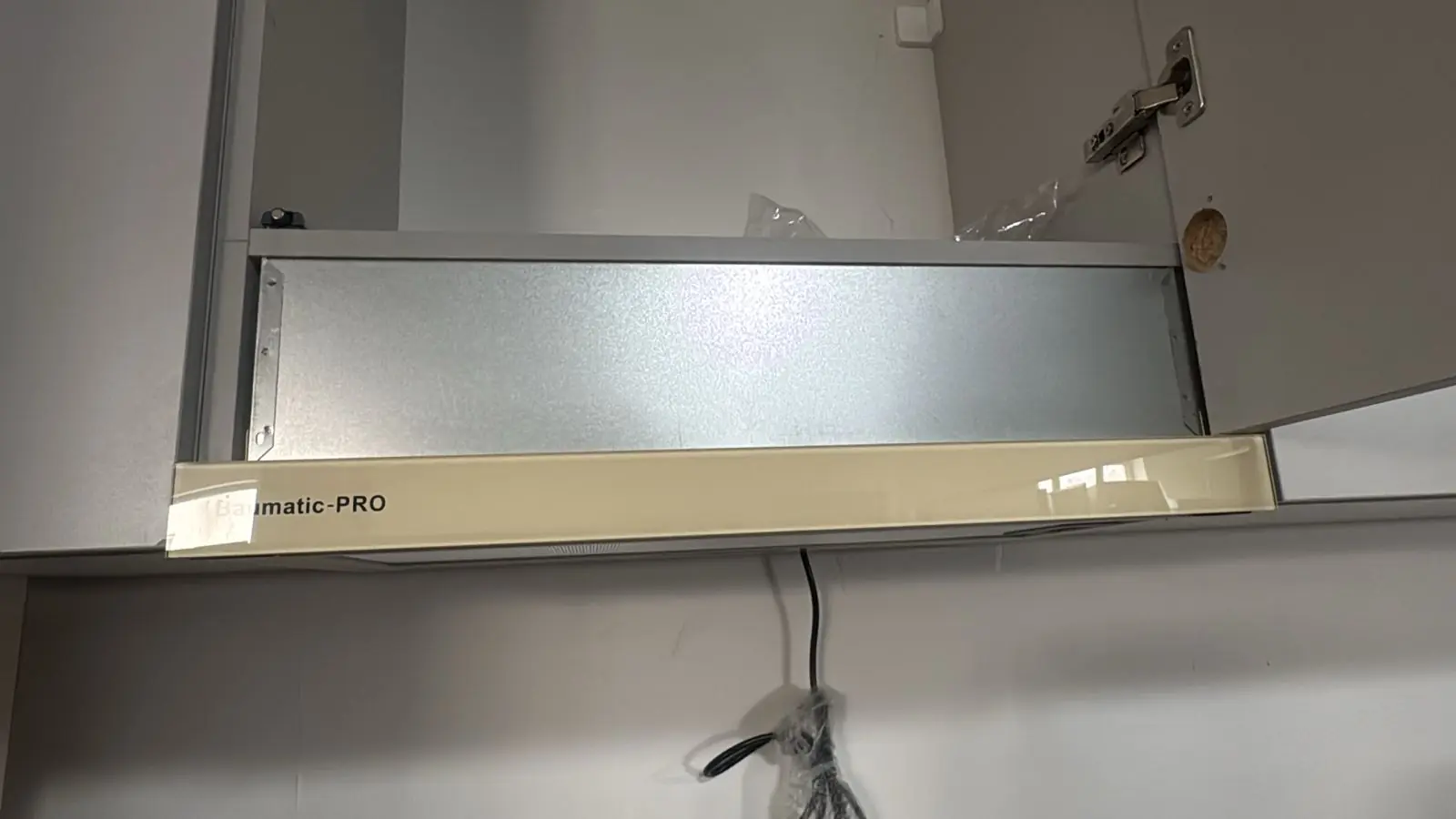 Baumatic кухонная вытяжка Ivory