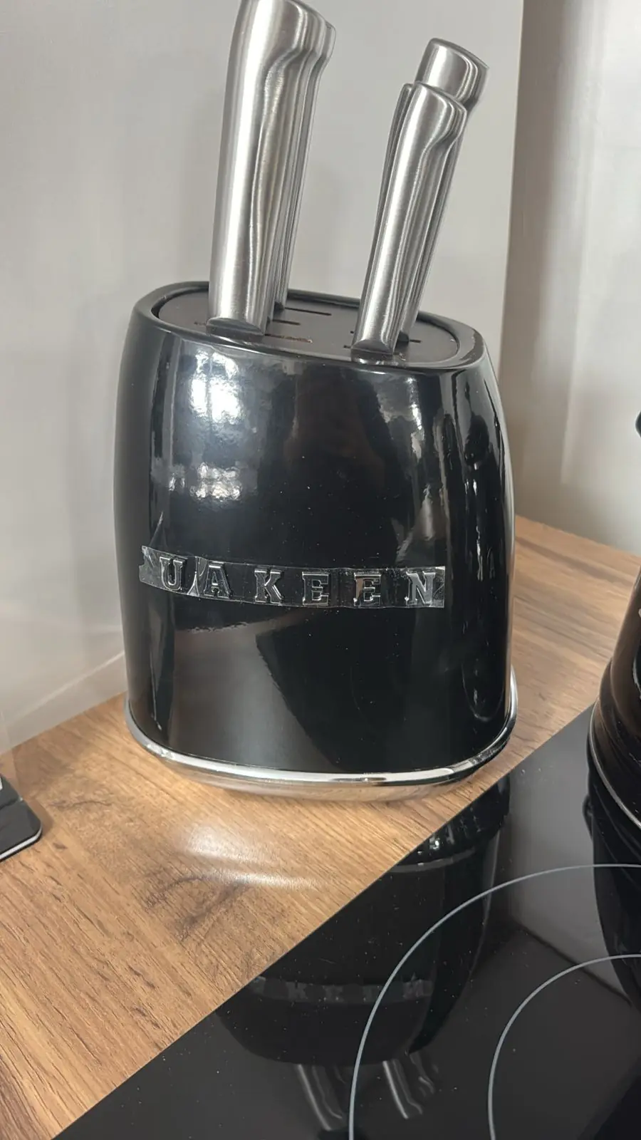 Набор кастрюль с ножами черный